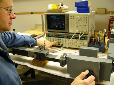 microwave_test_lab-01.jpg (154631 bytes)